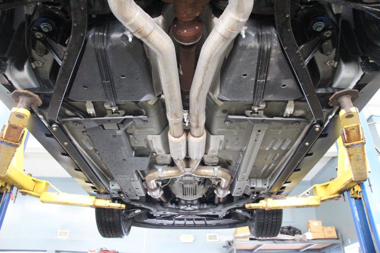 Used 2015 Ford Mustang GT Premium w/ Equipment Group 401A image 98