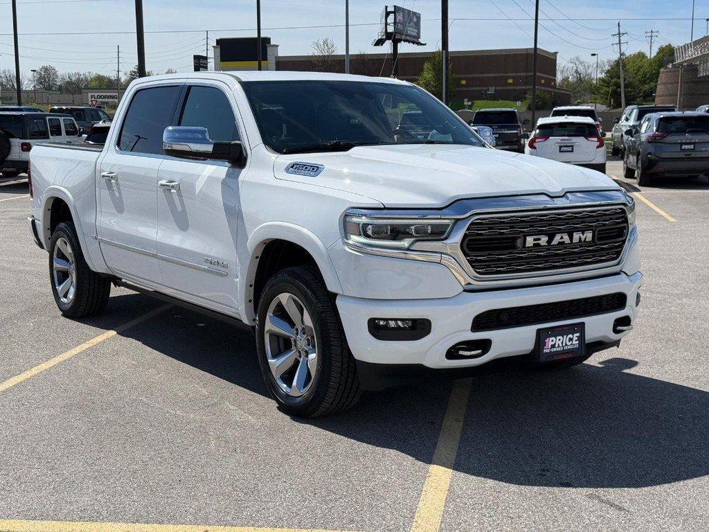 Used 2022 RAM 1500 Limited w/ Body Color Bumper Group AWD/4WD image 12