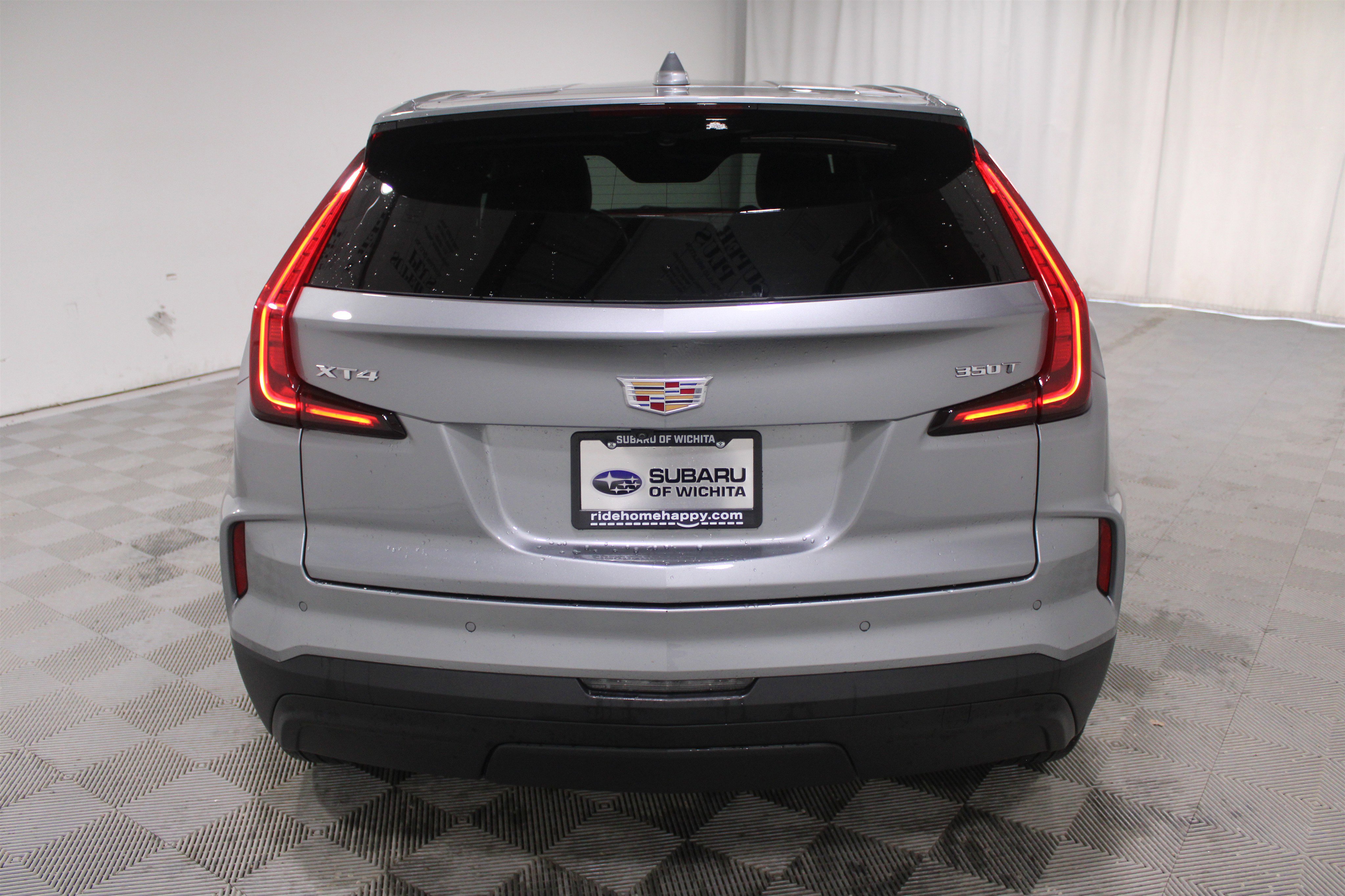 Used 2024 Cadillac XT4 Luxury w/ Cold Weather Package image 28