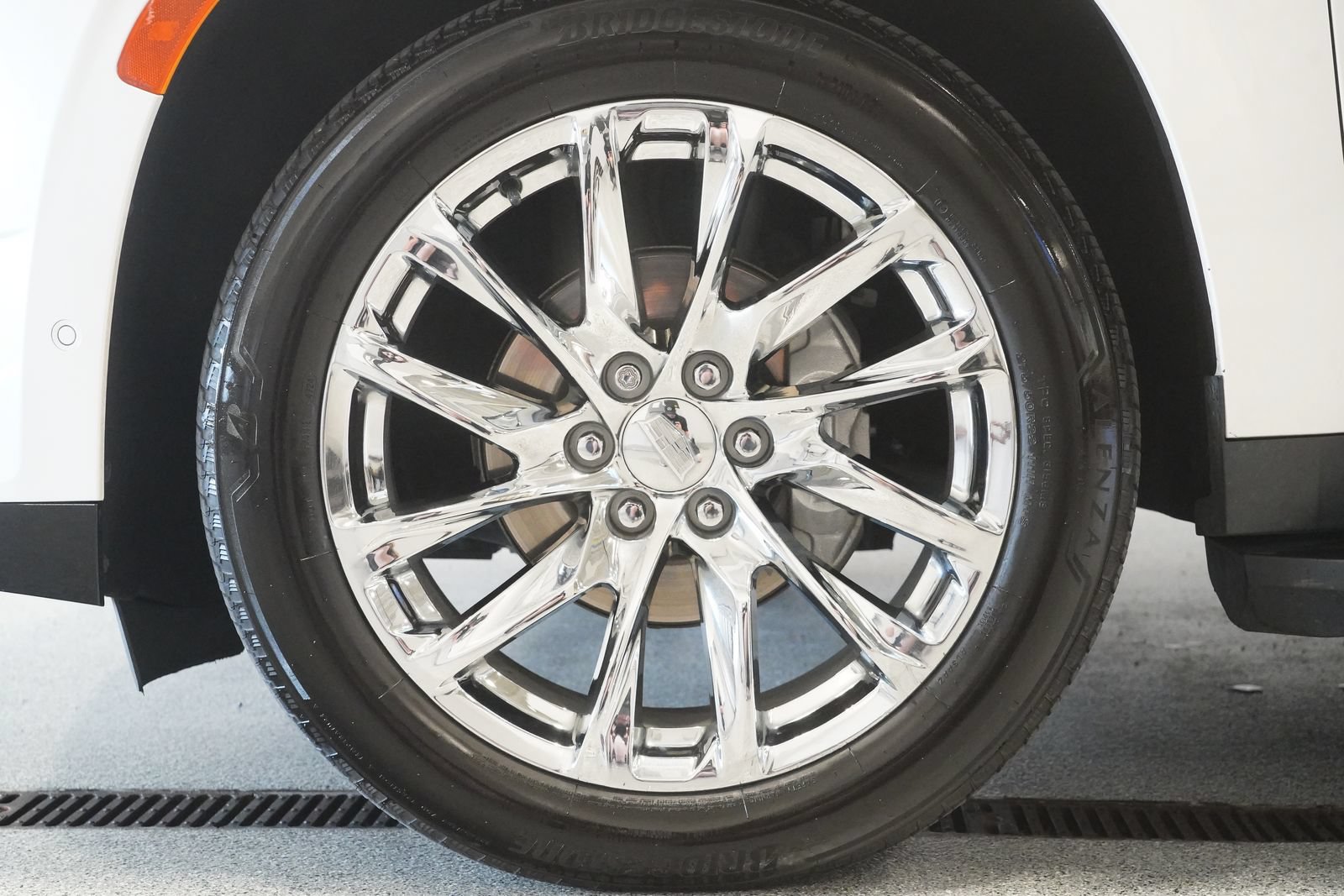 Used 2021 Cadillac Escalade Premium Luxury Platinum w/ Heavy-Duty Trailer Package AWD/4WD image 8