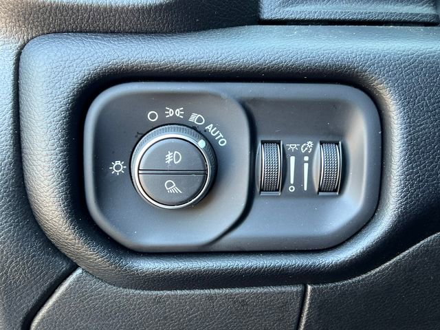 Used 2026 RAM 2500 Laramie w/ Sport Appearance Package AWD/4WD image 27