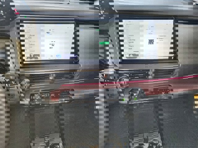 New 2026 Toyota Prius Plug-In Hybrid image 16