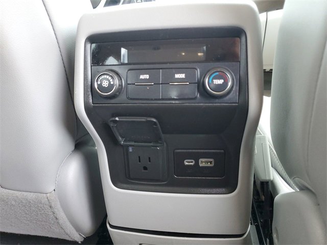 Certified 2023 GMC Acadia SLT image 20