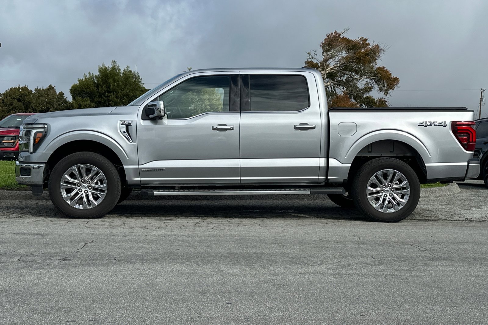 Used 2025 Ford F150 Lariat w/ Equipment Group 501A Mid image 2