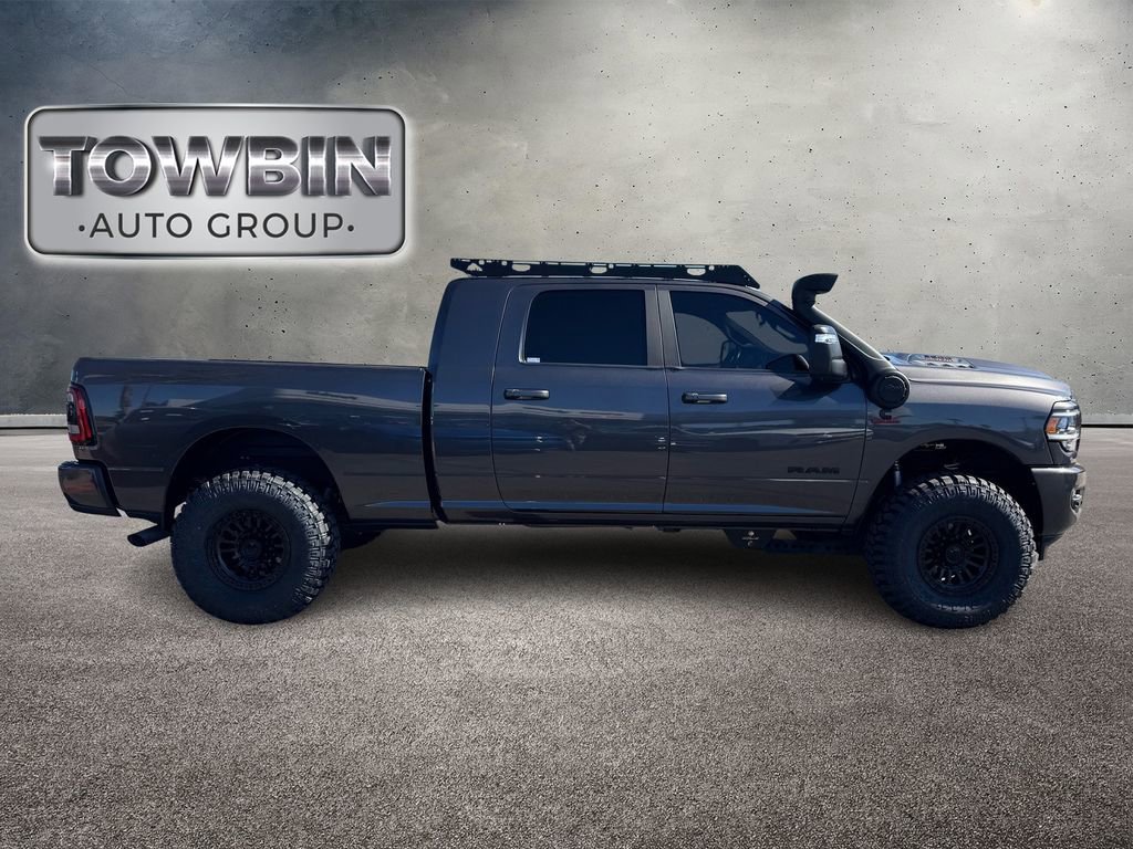 Used 2023 RAM 3500 Laramie AWD/4WD image 5