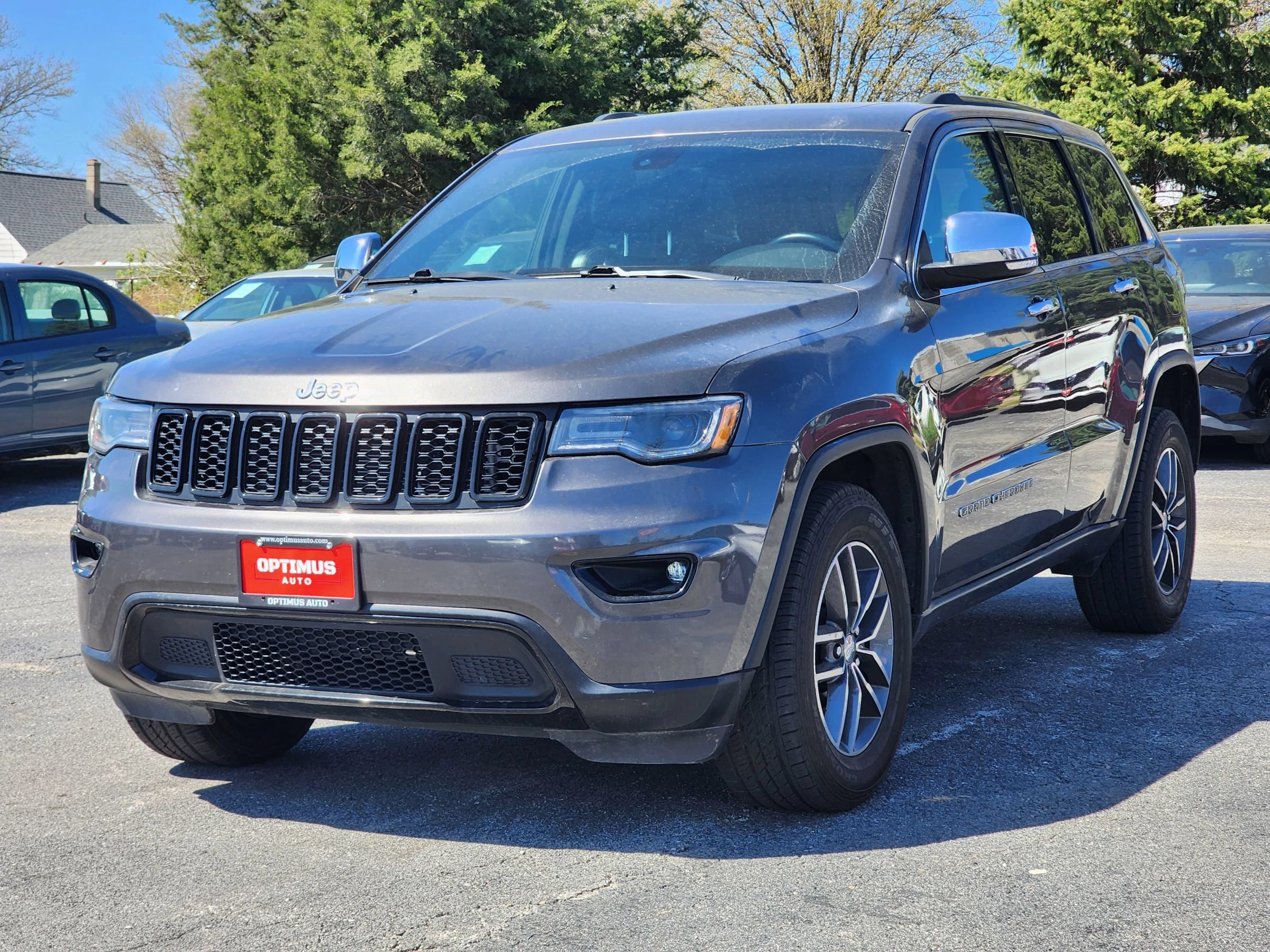 Used 2017 Jeep Grand Cherokee Limited w/ Luxury Group II AWD/4WD image 3