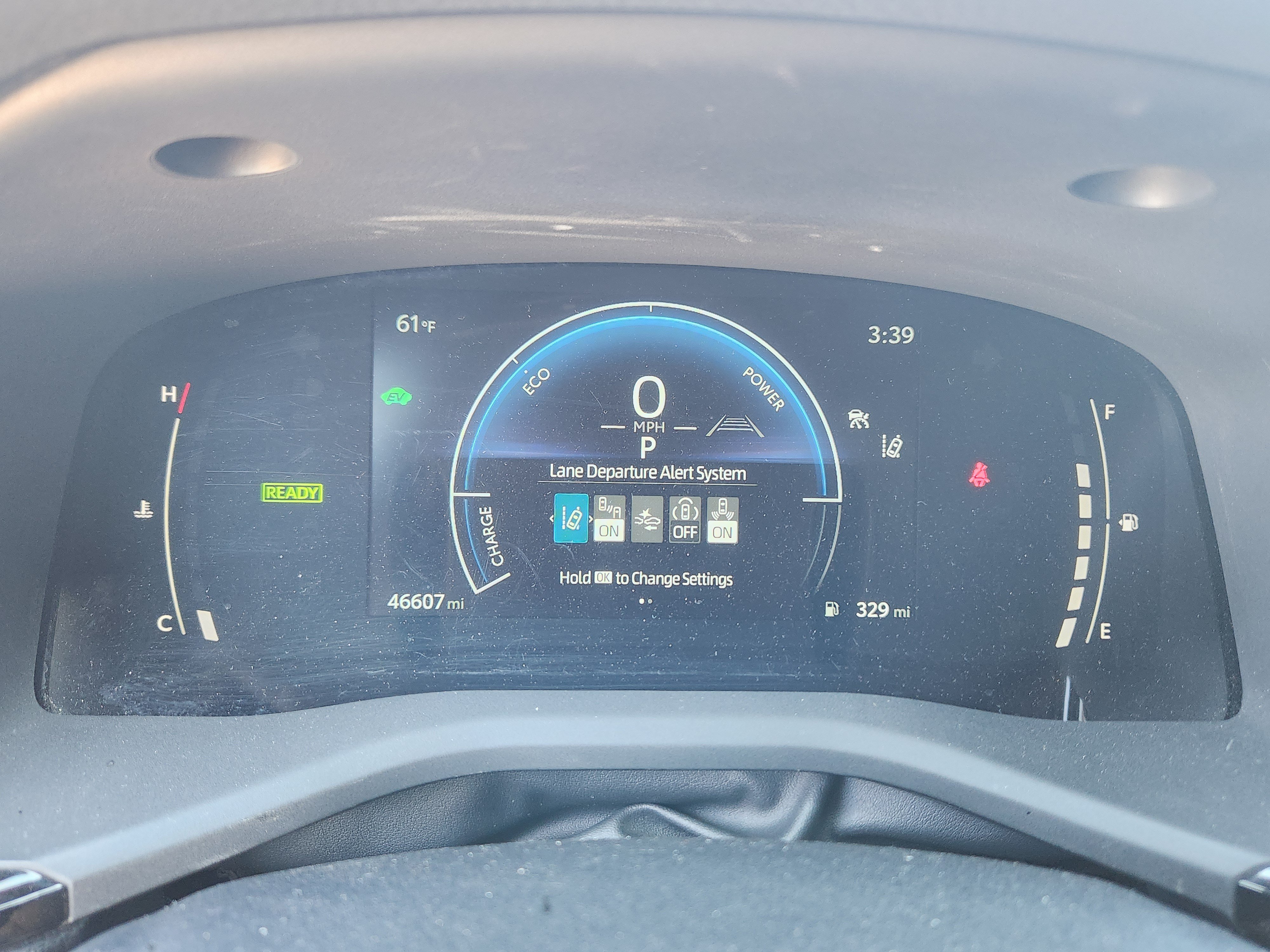 Used 2025 Toyota Camry SE FWD image 11