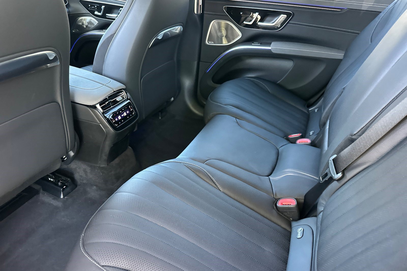 New 2027 Mercedes-Benz EQS 400 4MATIC SUV image 25