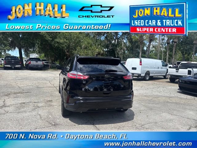 Used 2024 Ford Edge SE w/ Black Appearance Package image 9