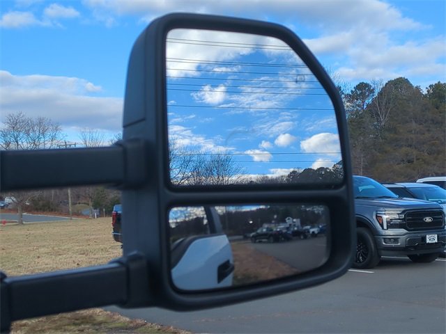 Used 2022 Ford F550 4x4 Regular Cab Super Duty image 33