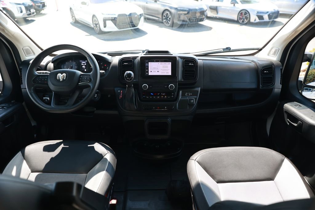 Used 2025 RAM ProMaster 2500 w/ Convenience Group FWD image 24