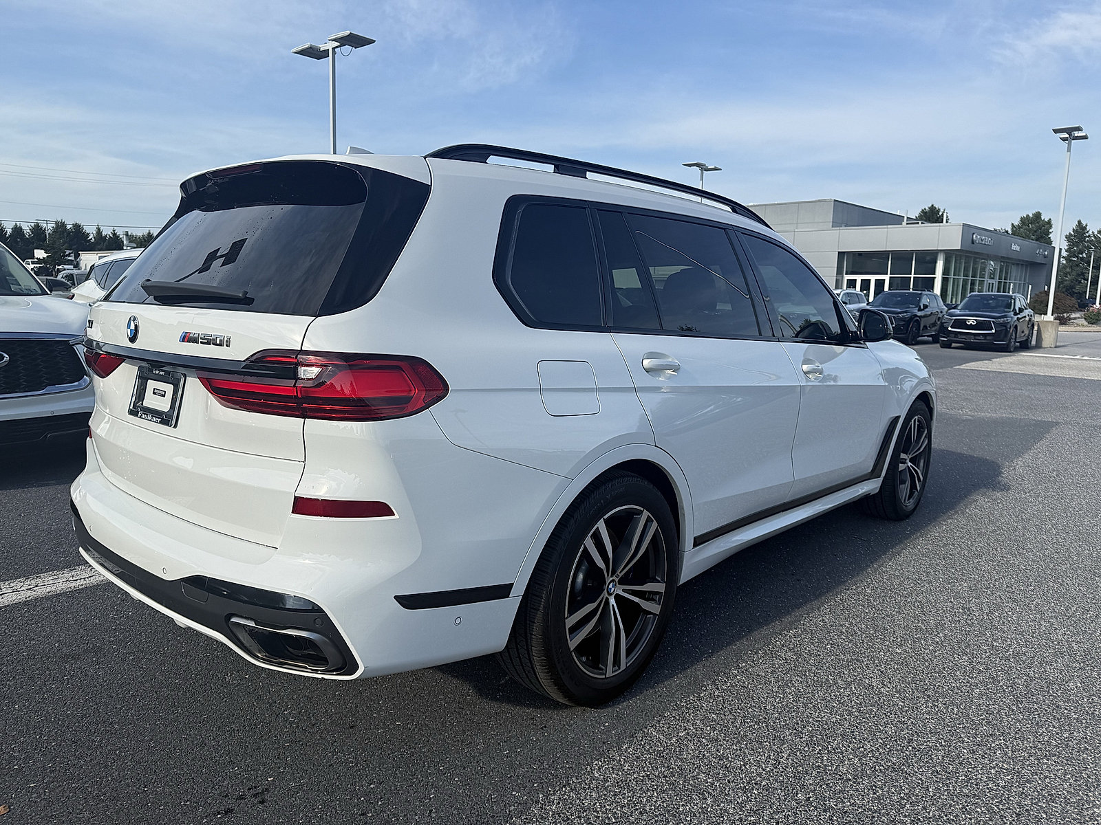 Used 2021 BMW X7 M50i AWD/4WD image 13