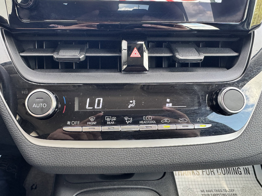 Used 2025 Toyota Corolla LE w/ LE Premium Package AWD/4WD image 17