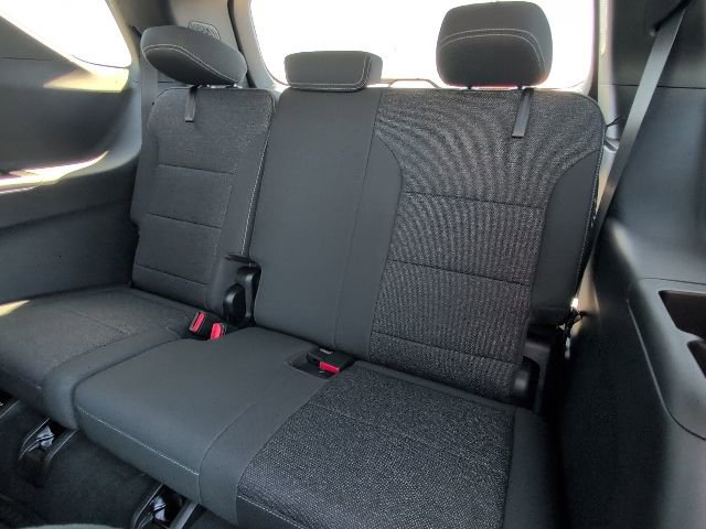 New 2026 Chevrolet Traverse LT w/ Driver Confidence Package image 10