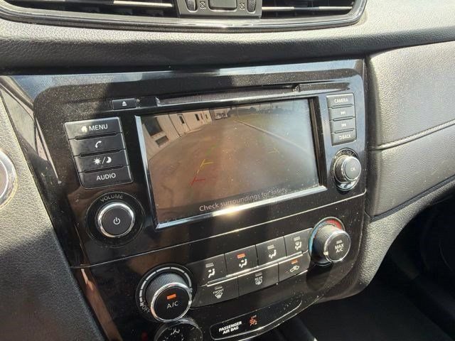 Used 2019 Nissan Rogue SV AWD/4WD image 22