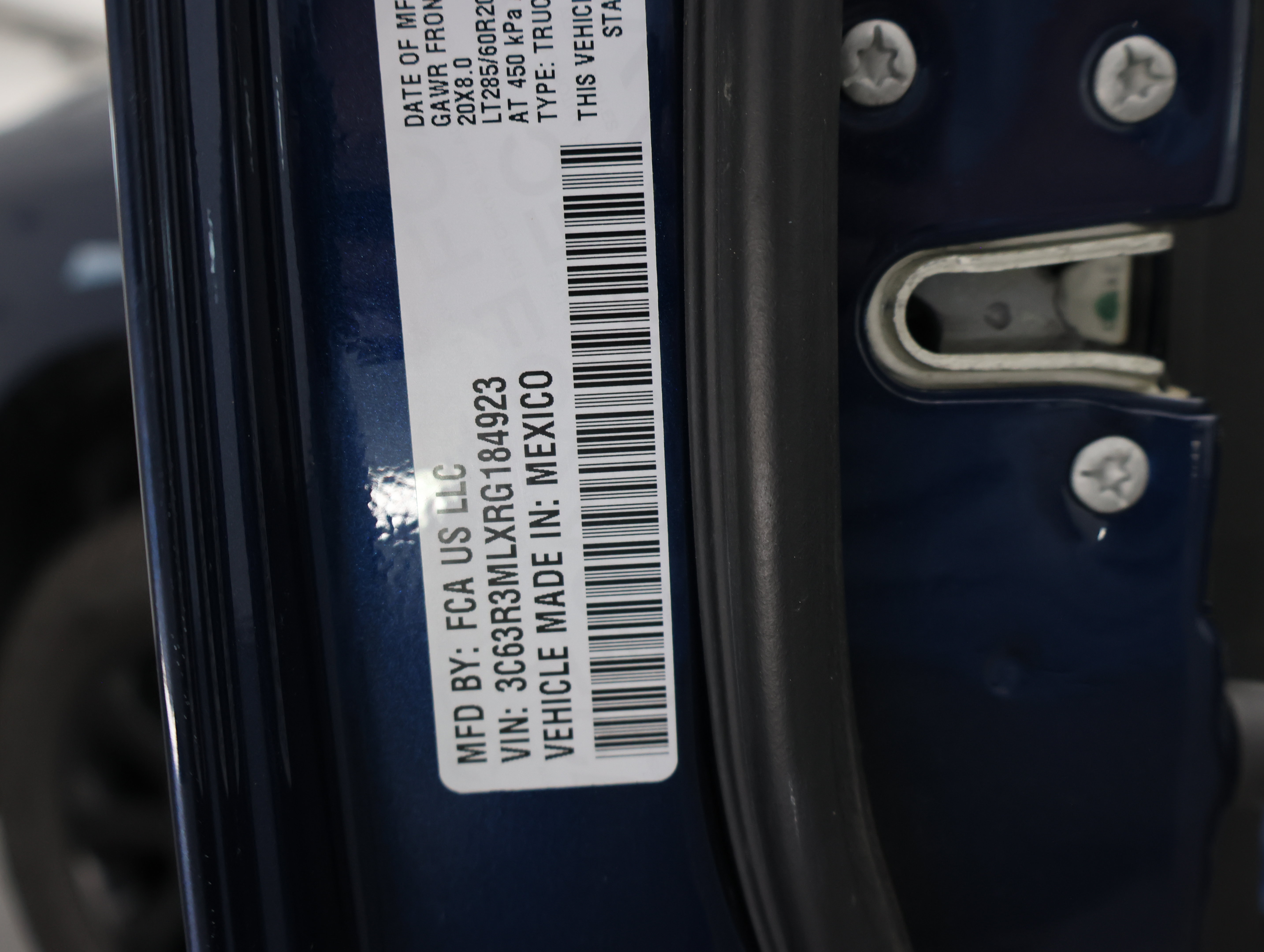 Used 2024 RAM 3500 Laramie w/ Night Edition AWD/4WD image 86