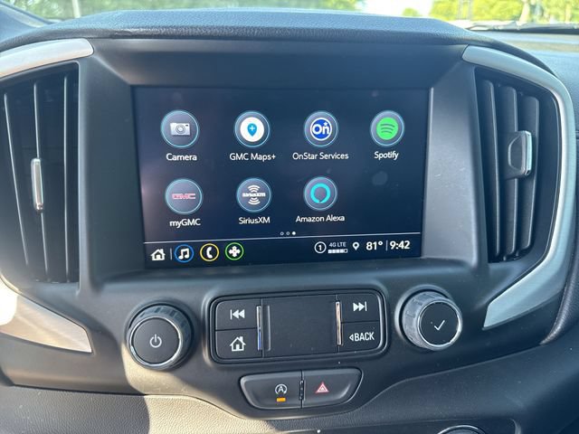 Used 2023 GMC Terrain SLT w/ Tech Package FWD image 14