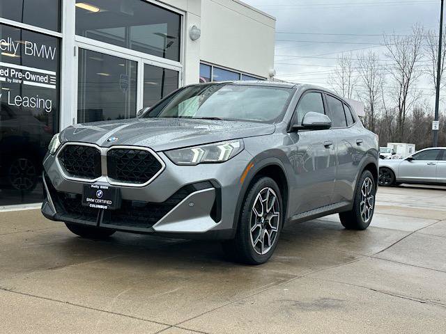 Used 2025 BMW X2 xDrive28i AWD/4WD image 3