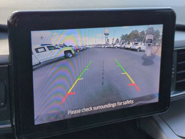 Used 2022 Ford Explorer XLT w/ Equipment Group 202A image 17