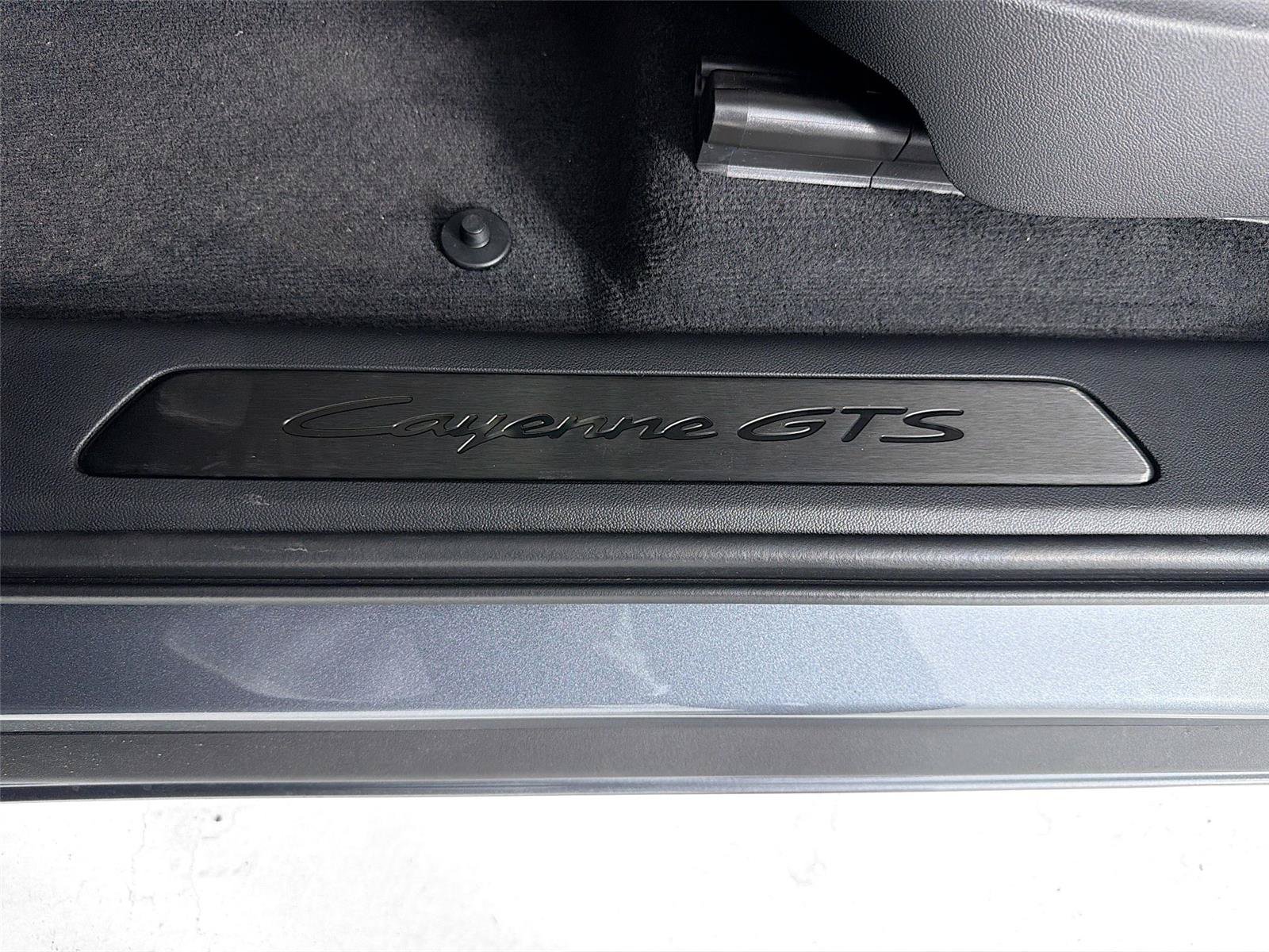 New 2026 Porsche Cayenne GTS AWD/4WD image 10