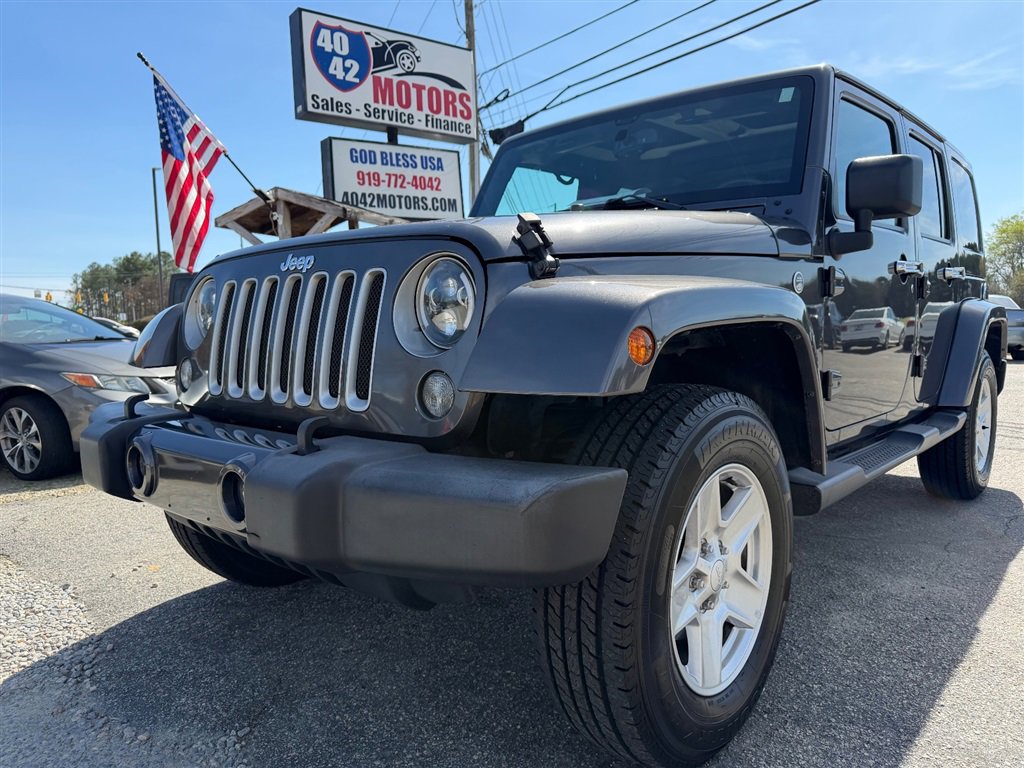 Used 2016 Jeep Wrangler Unlimited Sahara image 7