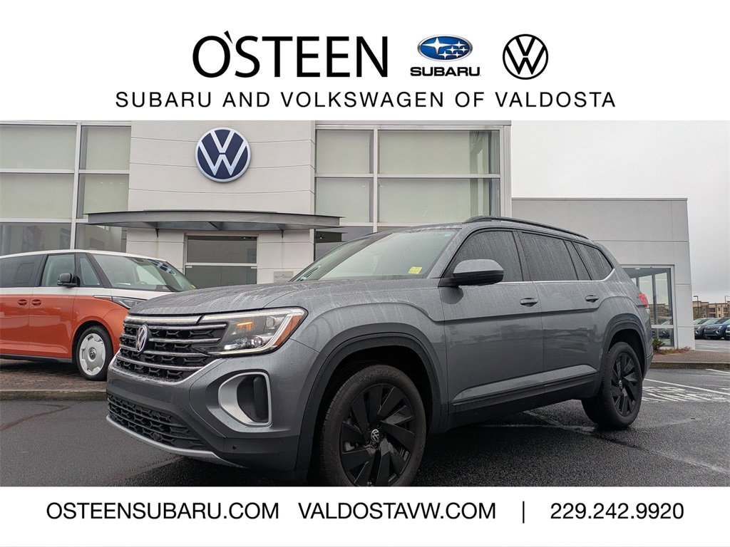 Used 2025 Volkswagen Atlas SE w/ Panoramic Sunroof Package