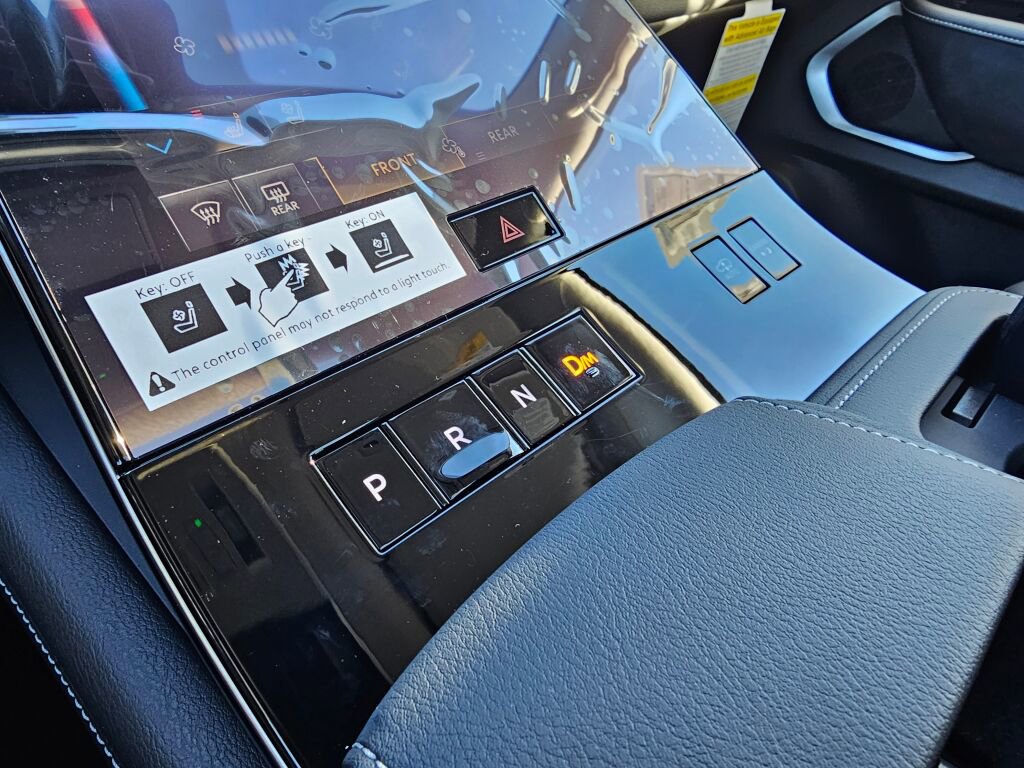 New 2025 INFINITI QX80 Luxe image 37