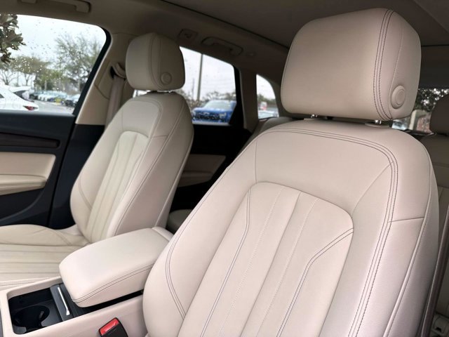 Used 2021 Audi Q5 Premium Plus w/ Premium Plus Package image 21
