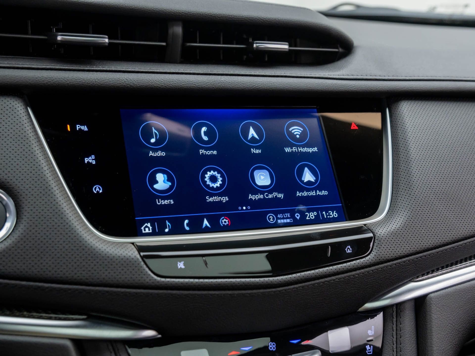 New 2026 Cadillac XT5 Sportv w/ LPO, Floor Liner Package image 24