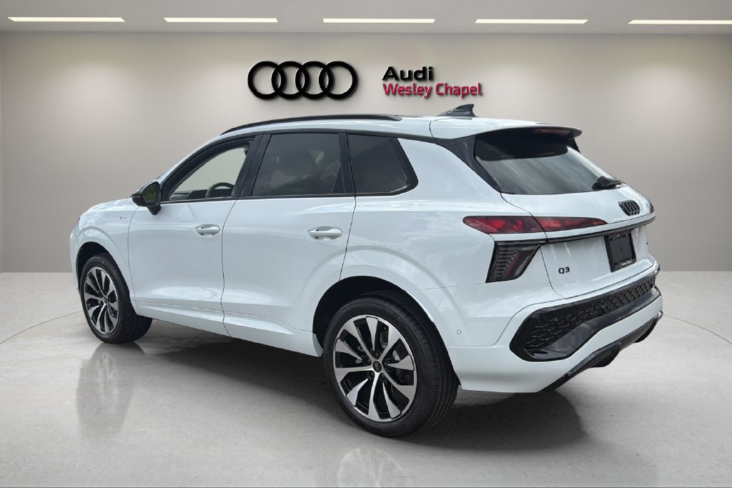 New 2026 Audi Q3 quattro 2.0T AWD/4WD image 3