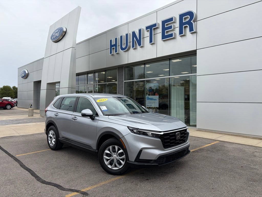 Used 2023 Honda CR-V LX image 1