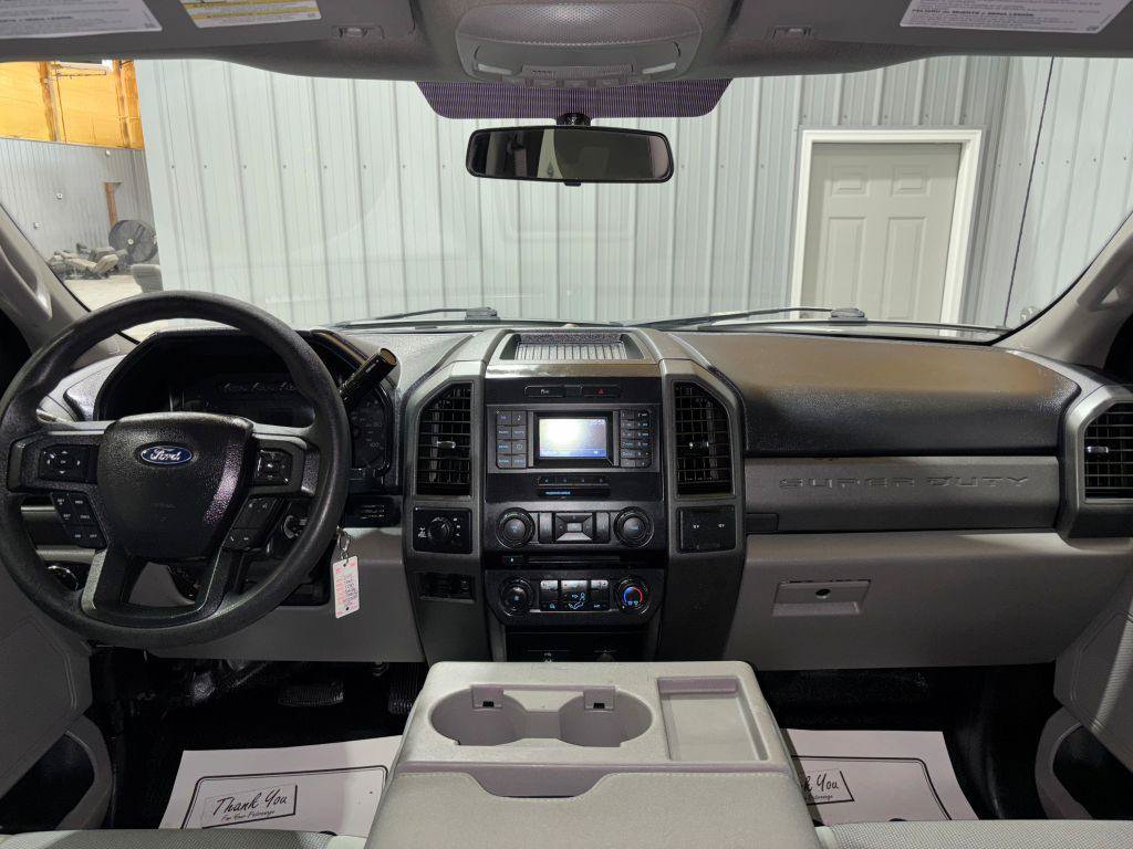 Used 2018 Ford F250 XL w/ Power Equipment Group AWD/4WD image 17