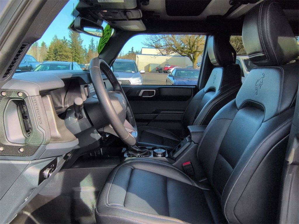 Certified 2025 Ford Bronco Badlands image 12