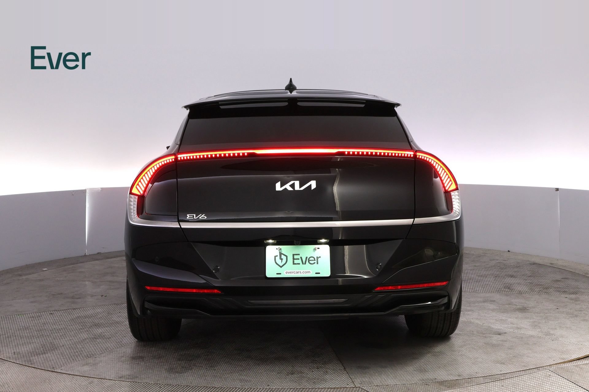 Used 2025 Kia EV6 Wind RWD image 15