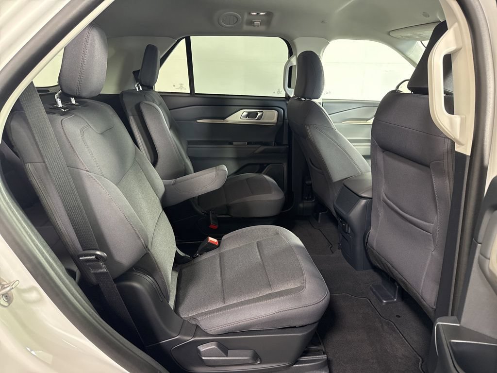 New 2026 Ford Explorer Active AWD/4WD image 16