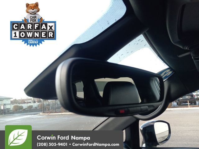 Used 2023 Chrysler Pacifica Limited w/ Uconnect Theater Family Group image 21