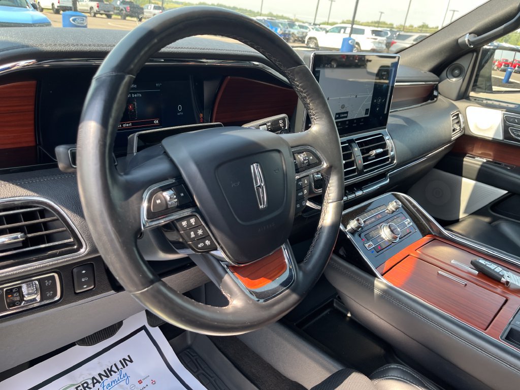 Used 2022 Lincoln Navigator L Reserve AWD/4WD image 14