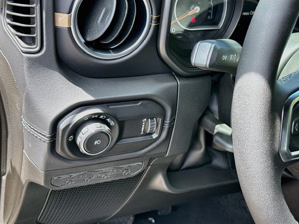 New 2027 Jeep Wrangler Unlimited Sahara AWD/4WD image 10