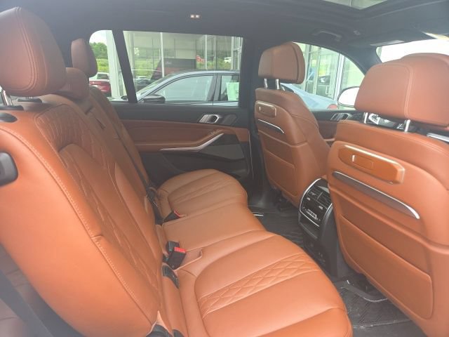 Certified 2024 BMW X7 M60i w/ Executive Package AWD/4WD image 8