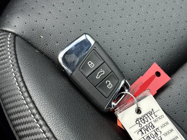 Used 2022 Volkswagen Atlas Cross Sport SE image 24