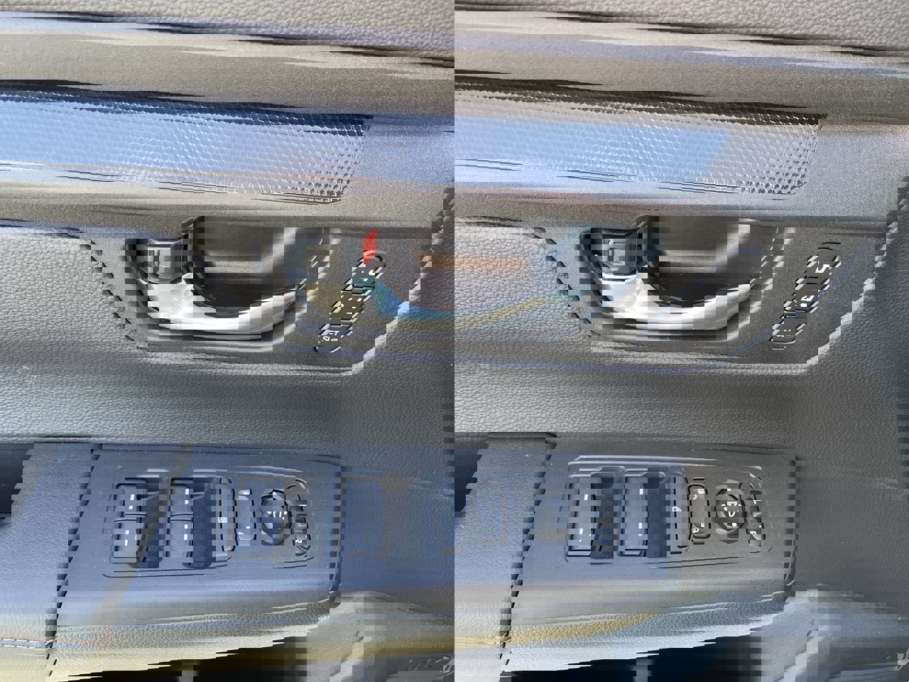 Used 2025 Honda CR-V Sport-L image 23