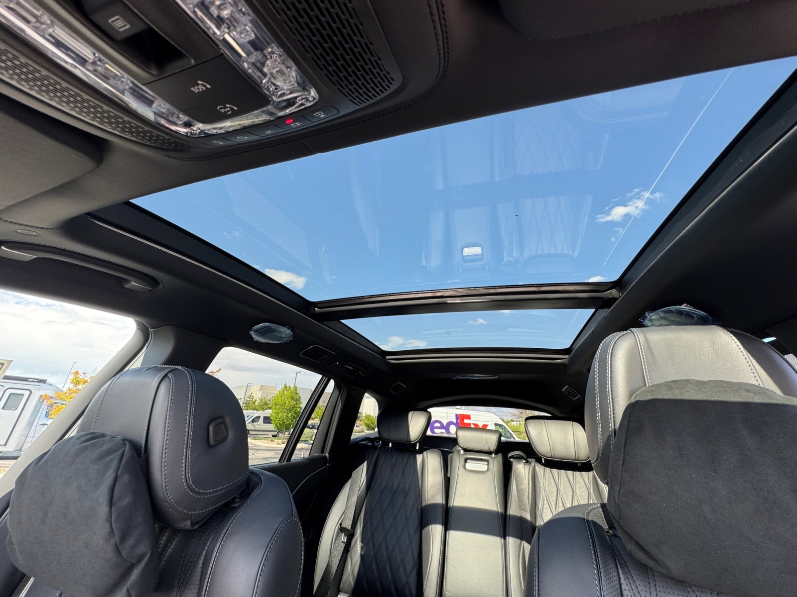 New 2026 Mercedes-Benz Maybach GLS 600 4MATIC image 23