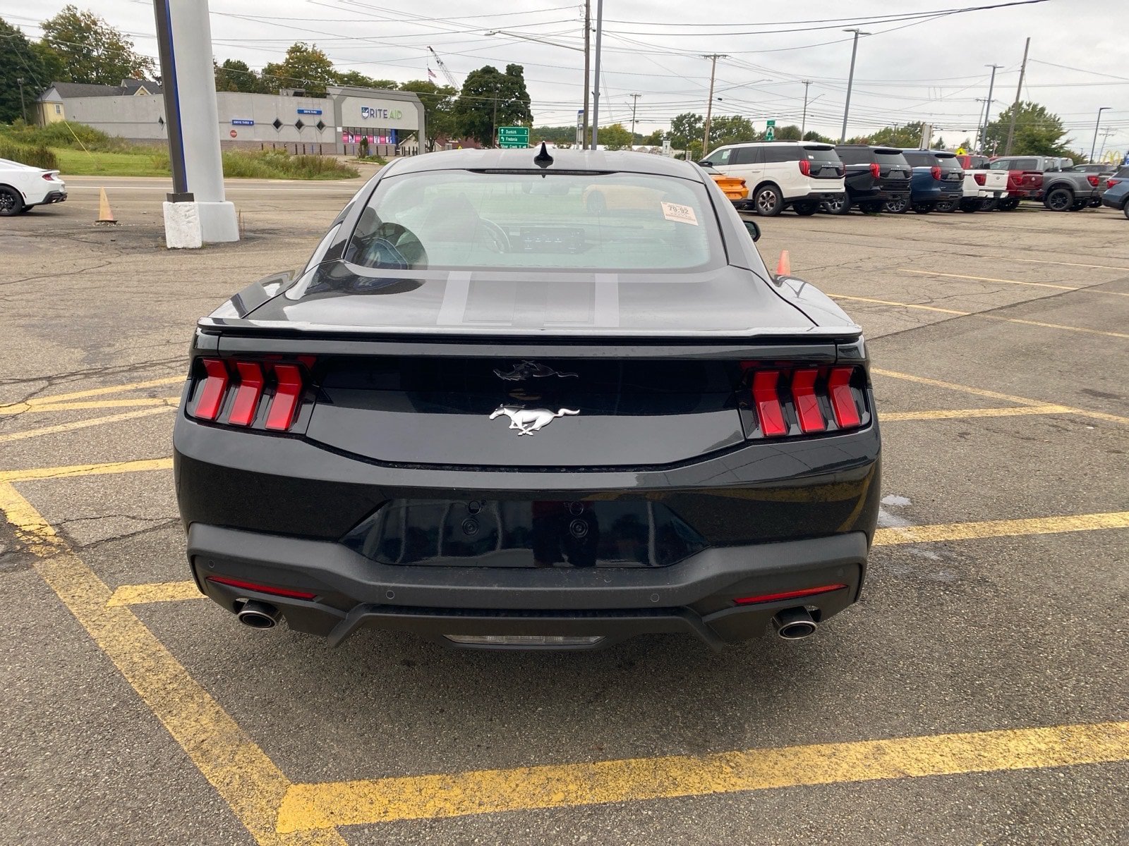 Used 2026 Ford Mustang Premium RWD image 5