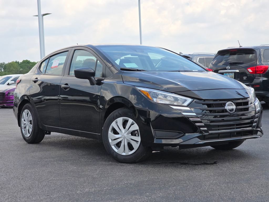 New 2025 Nissan Versa S w/ Trunk Package