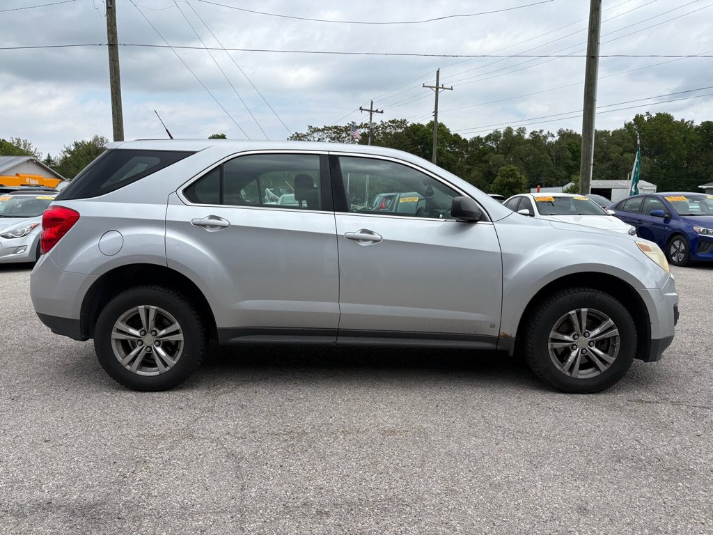 Used 2010 Chevrolet Equinox LS FWD image 3