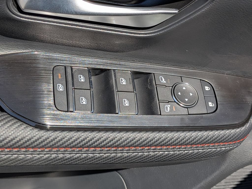 New 2026 Nissan Kicks SR w/ SR Premium Package AWD/4WD image 15