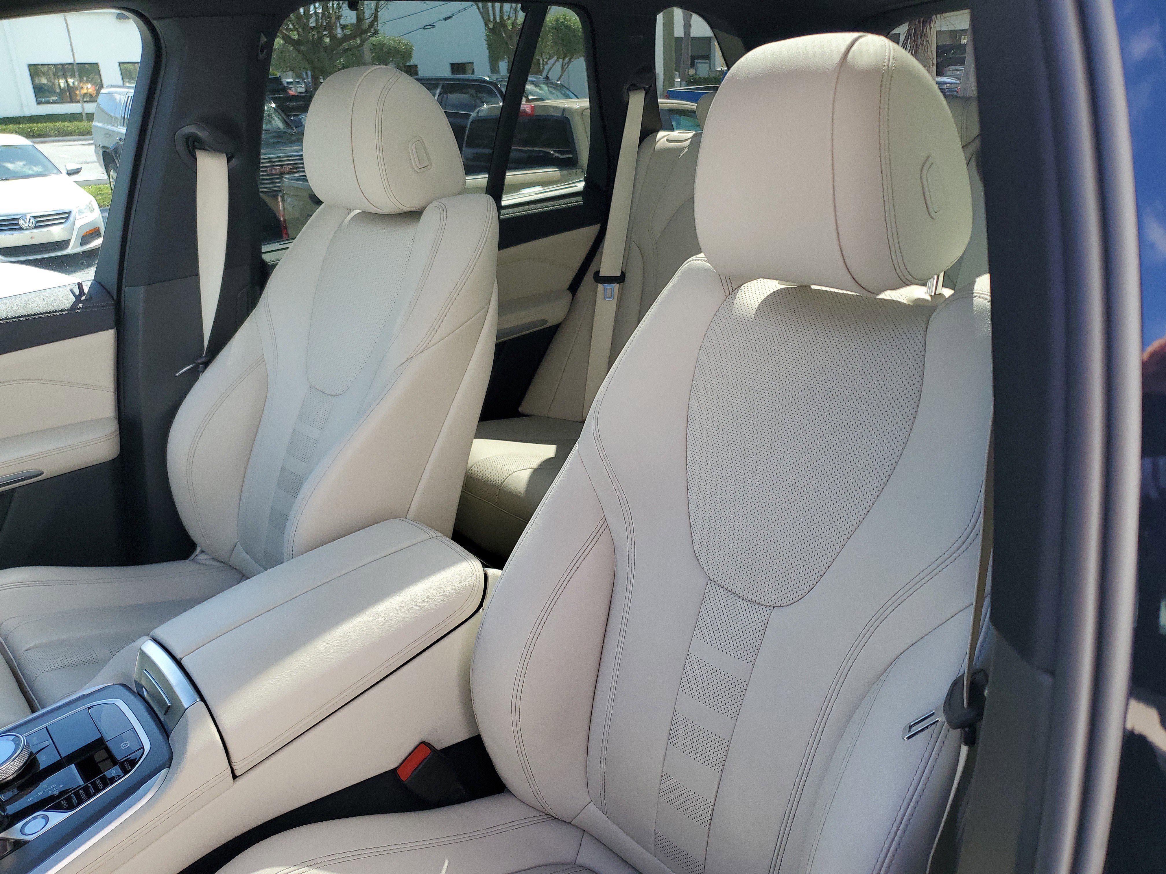 Used 2022 BMW X5 sDrive40i w/ M Sport Package image 21