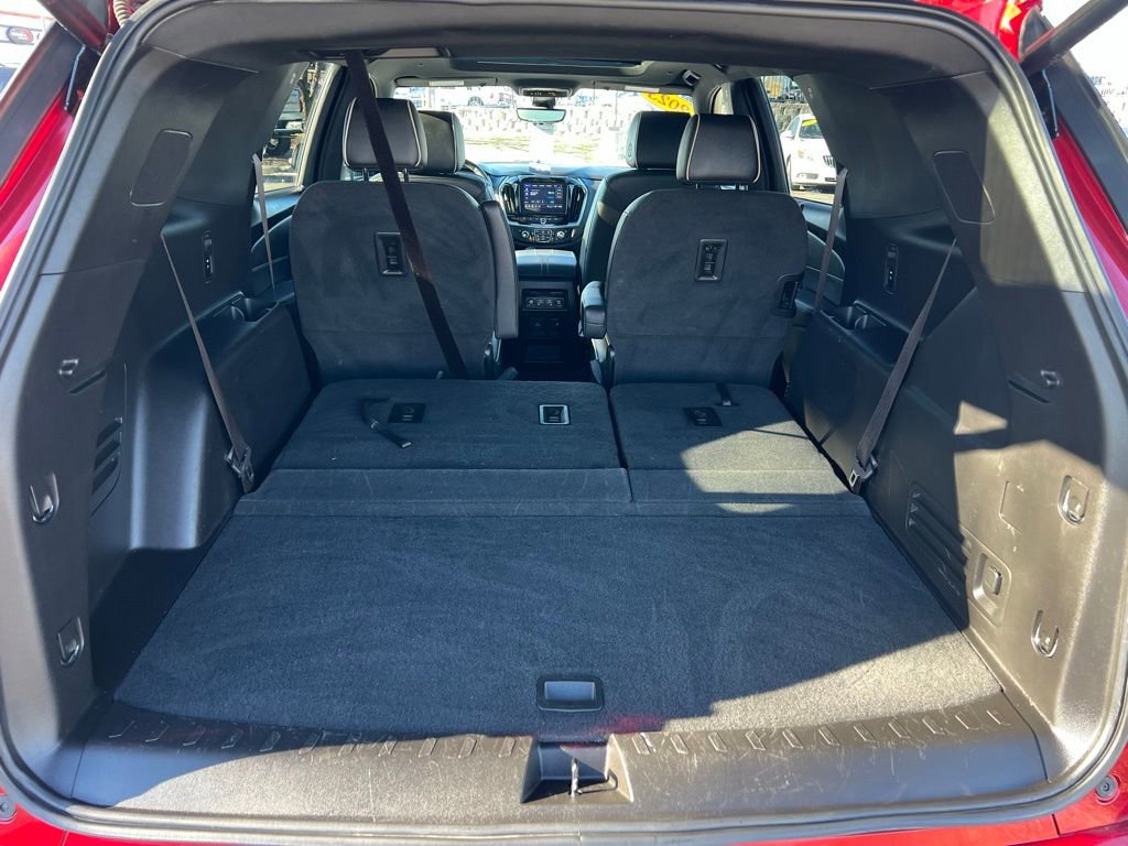 Used 2023 Chevrolet Traverse Premier image 25