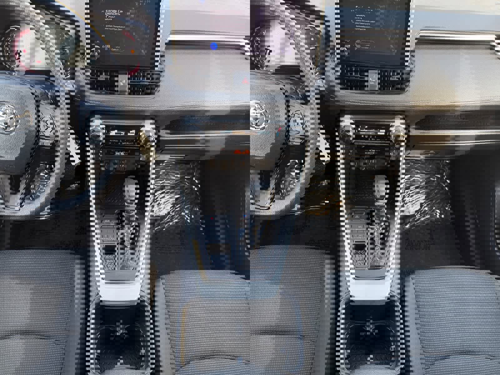 Used 2023 Toyota RAV4 LE image 16