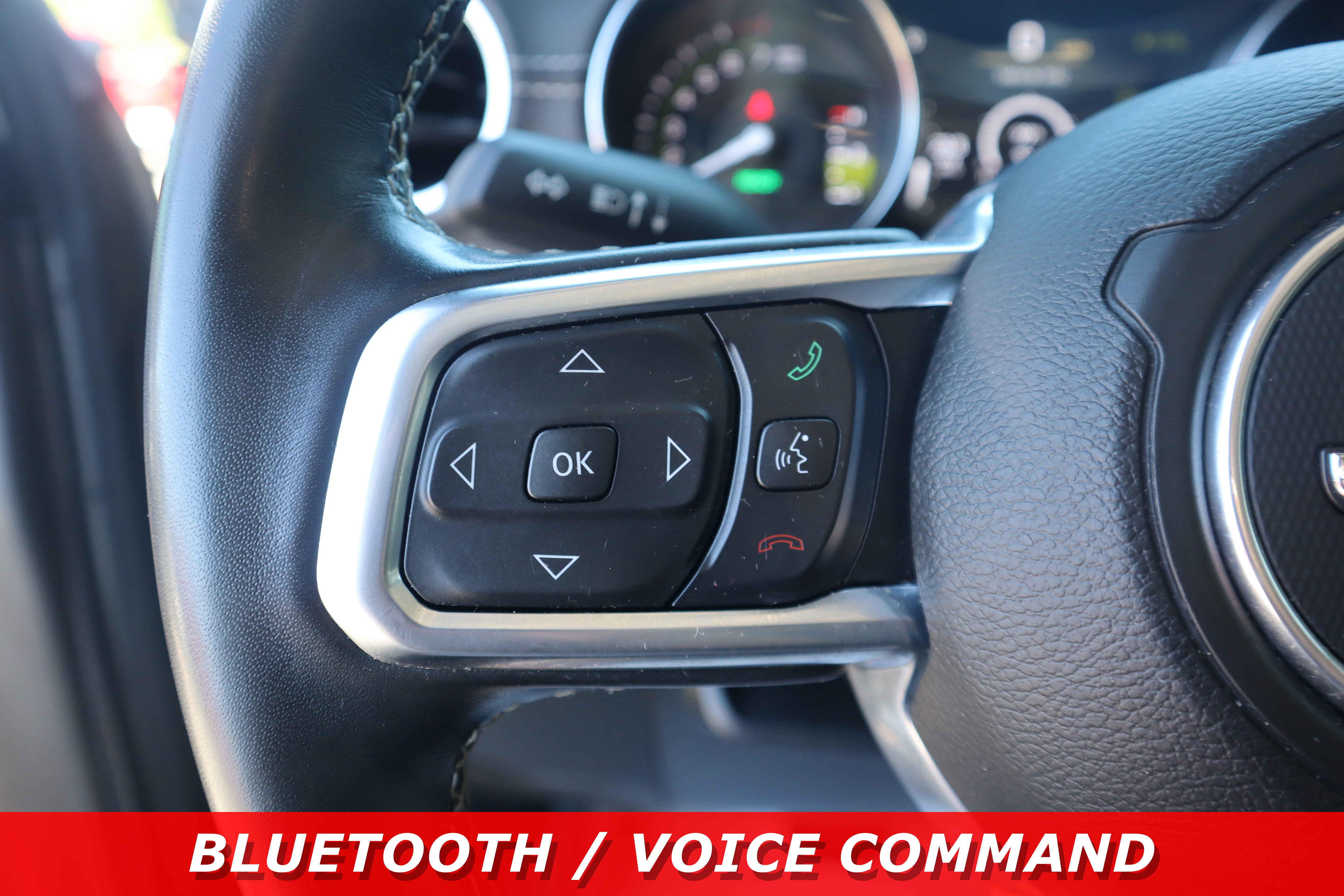 Used 2022 Jeep Wrangler Unlimited Sahara w/ Cold Weather Group image 14